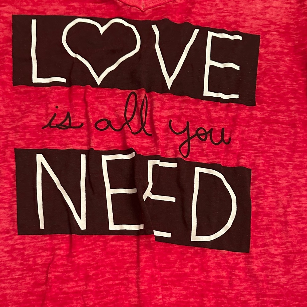 Valentine’s fitted tee duo - Picture 6 of 7